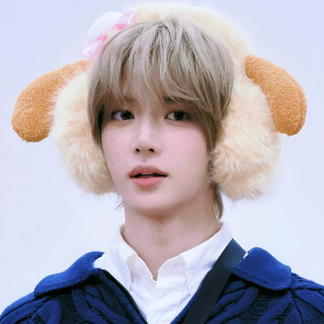 🐰咚梨娜谷^