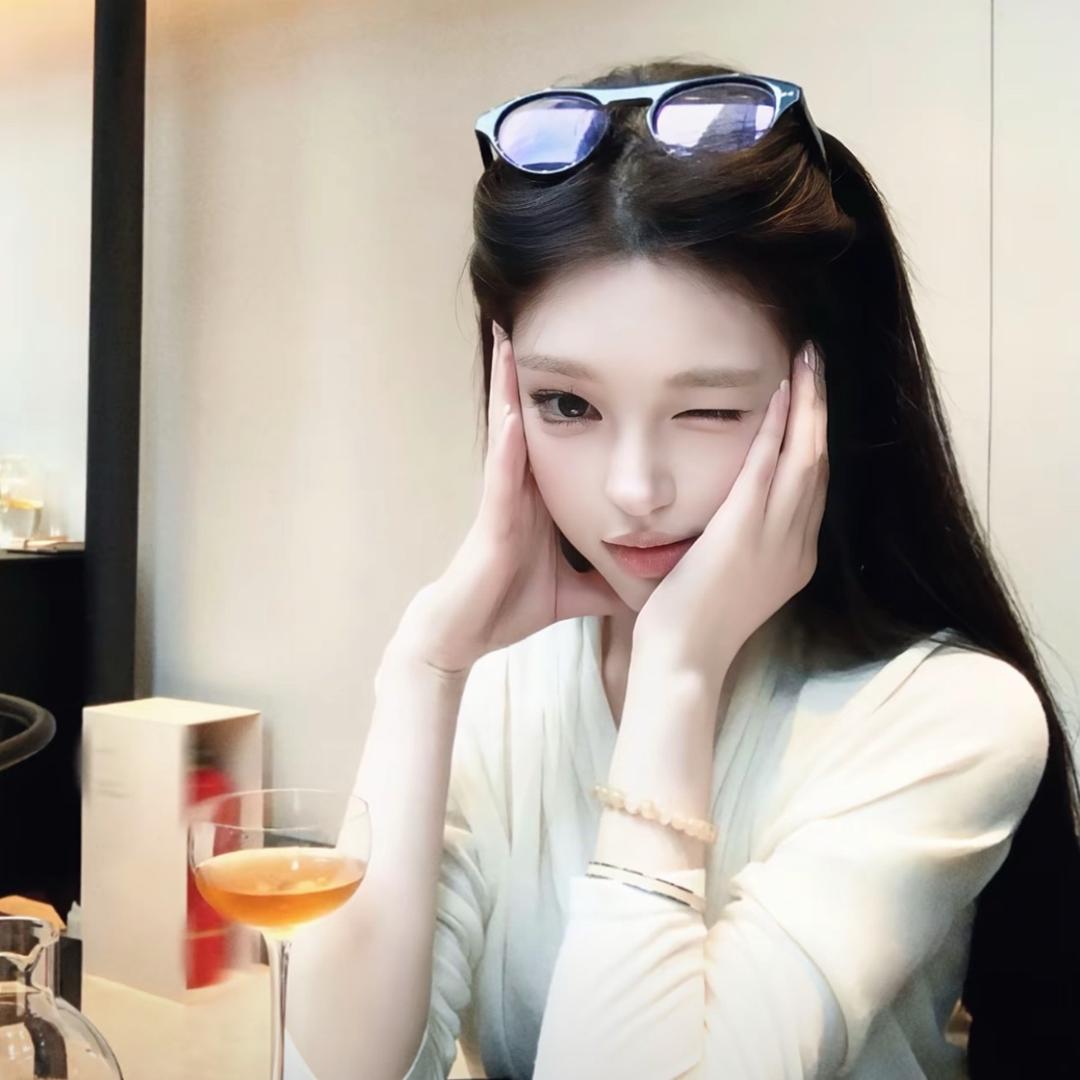 李伊然
