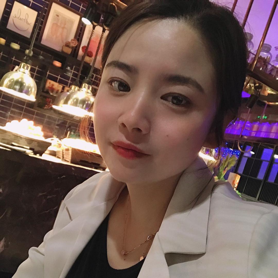 30岁的女孩👧关我必回关