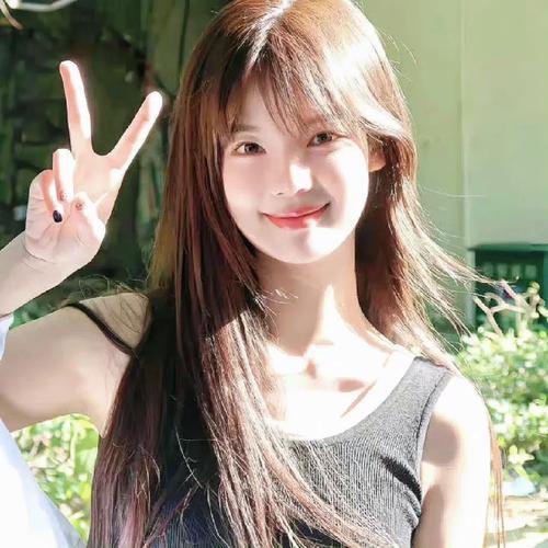 乔晨晨Chen（学穿搭)