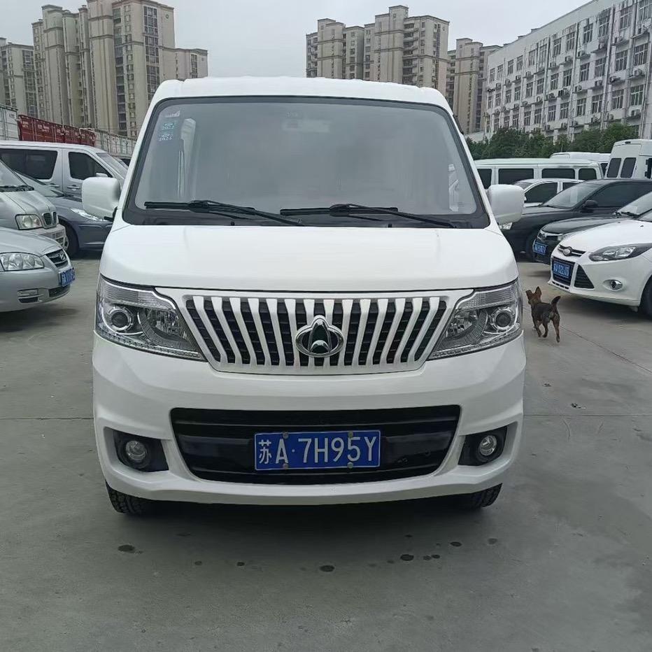 南京小白二手车