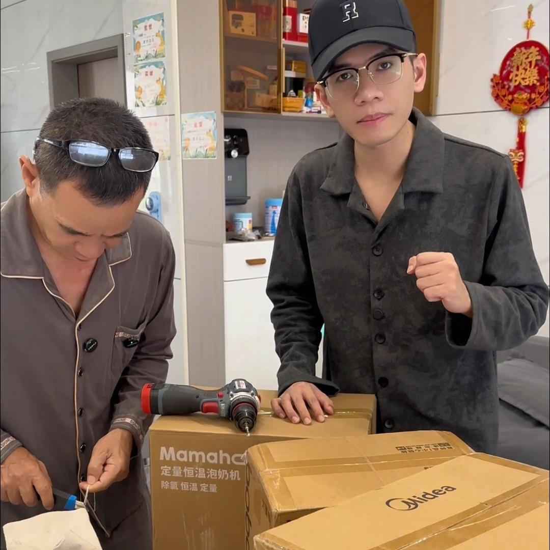 龙彬尤《测评母婴用品》