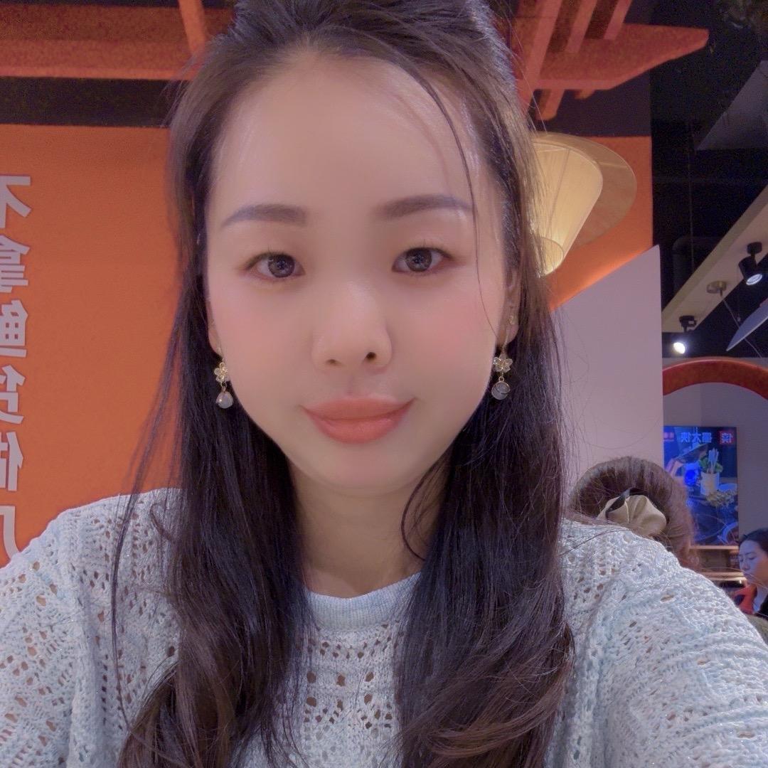 丝丝爱跳舞