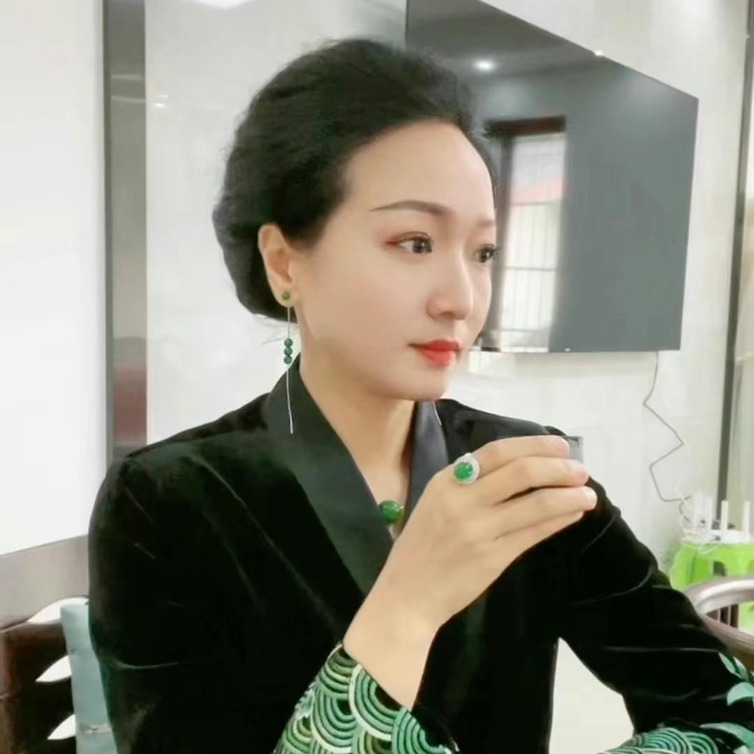 夏家长女六号百货