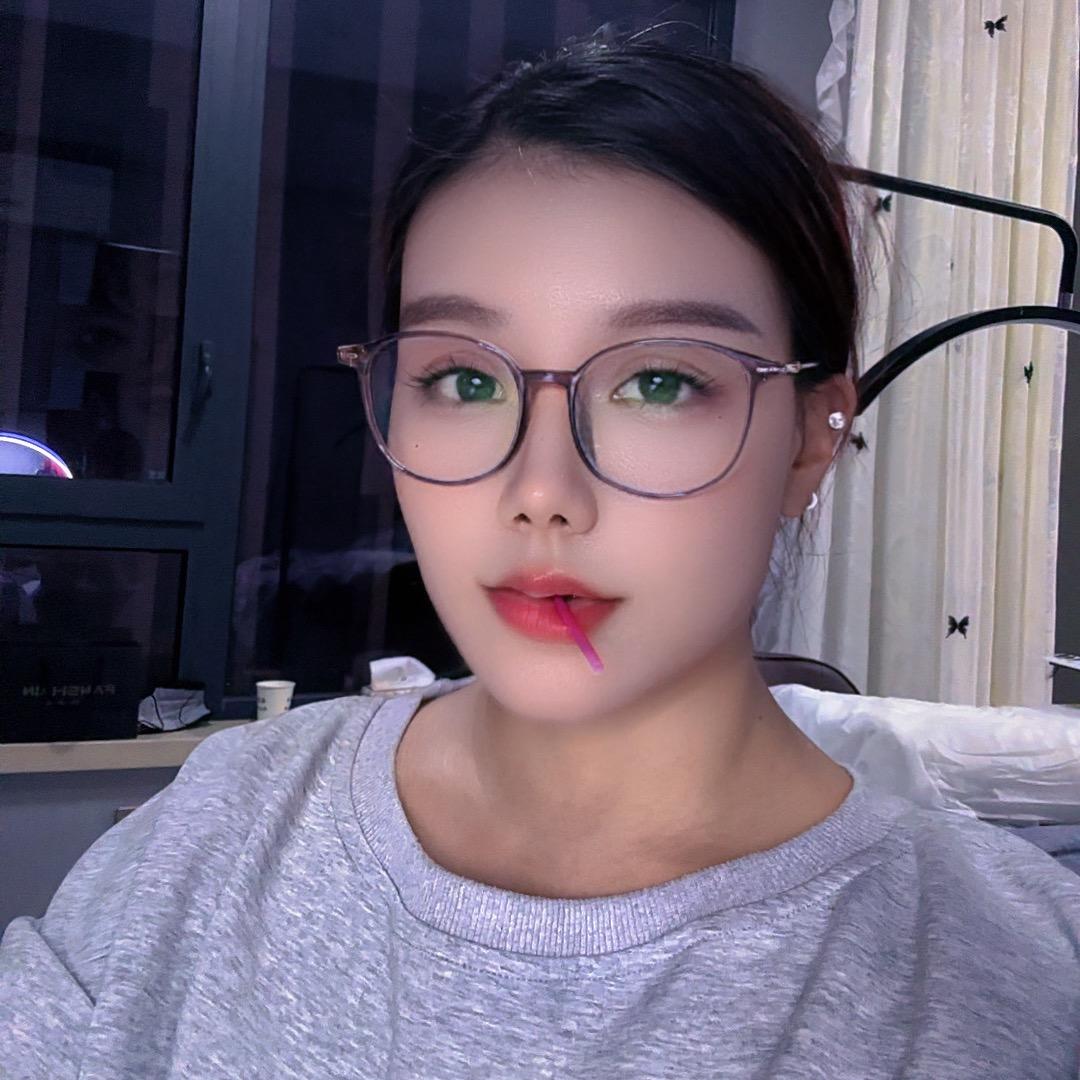 梅子美睫师《美业人》