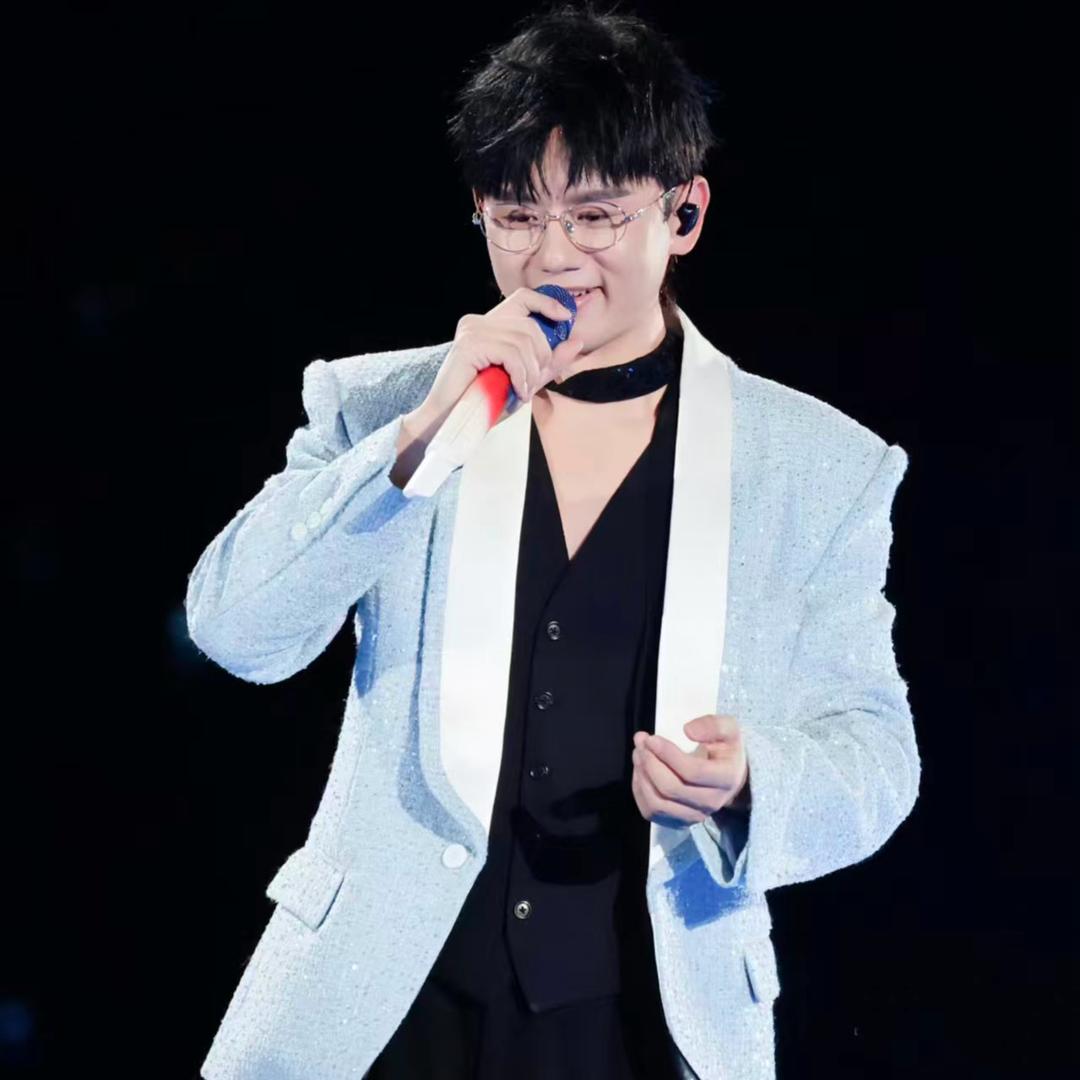 拥有杰哥亲签的魏魏