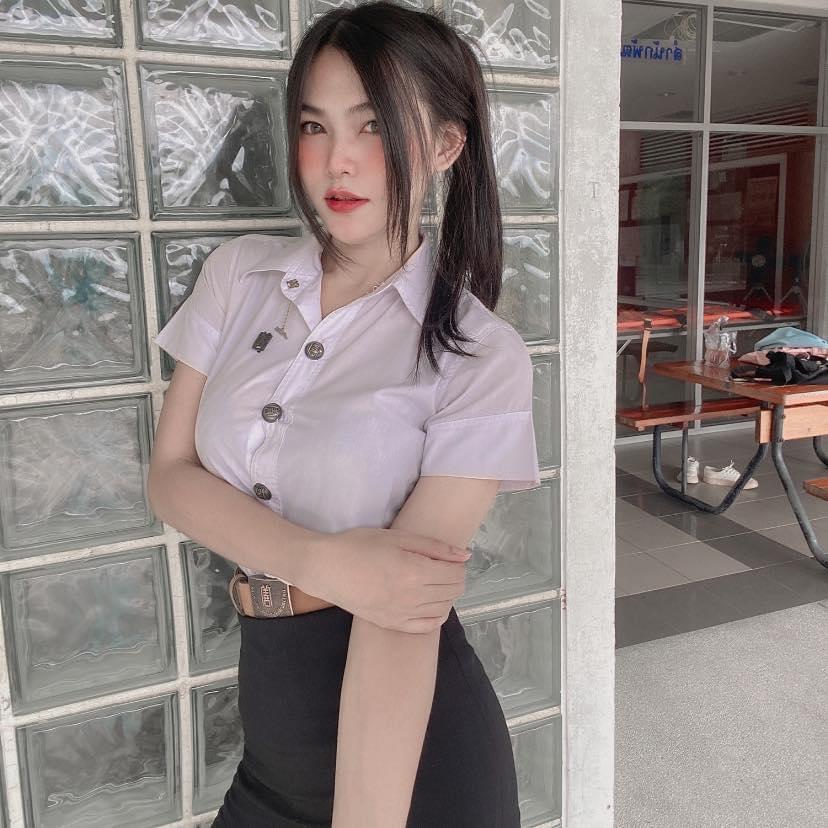 🐰 黄梅英 🐰