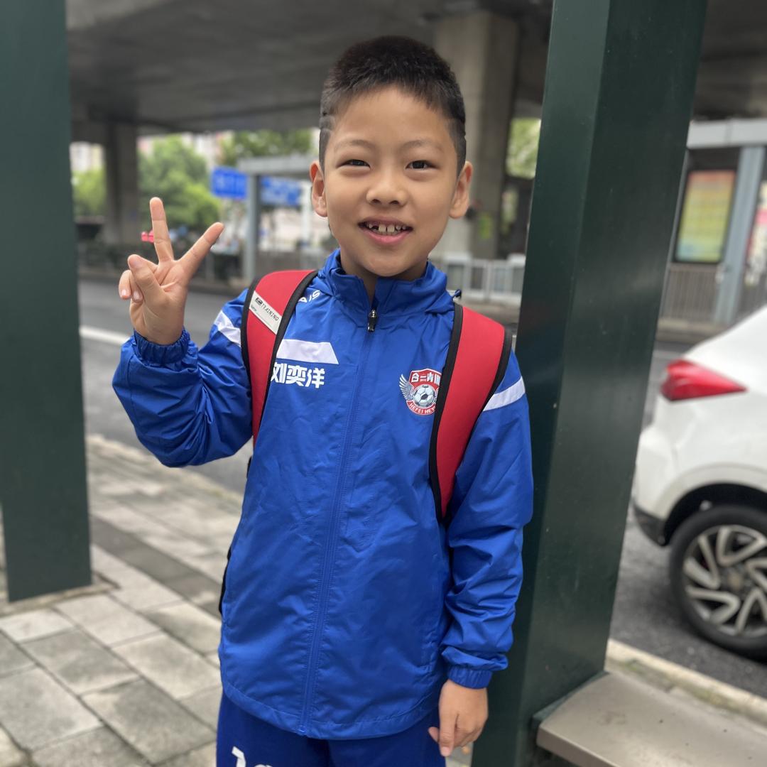 英媛团购宠粉官号