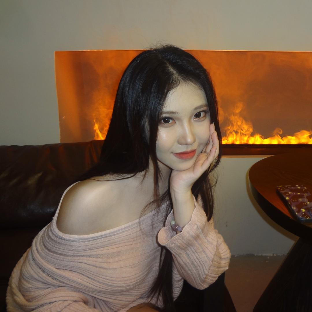 小宅妮