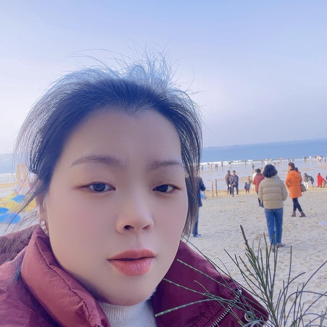 是阿芳吖