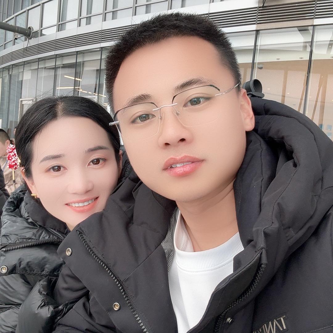 阿晨爸妈（家有三个儿子）