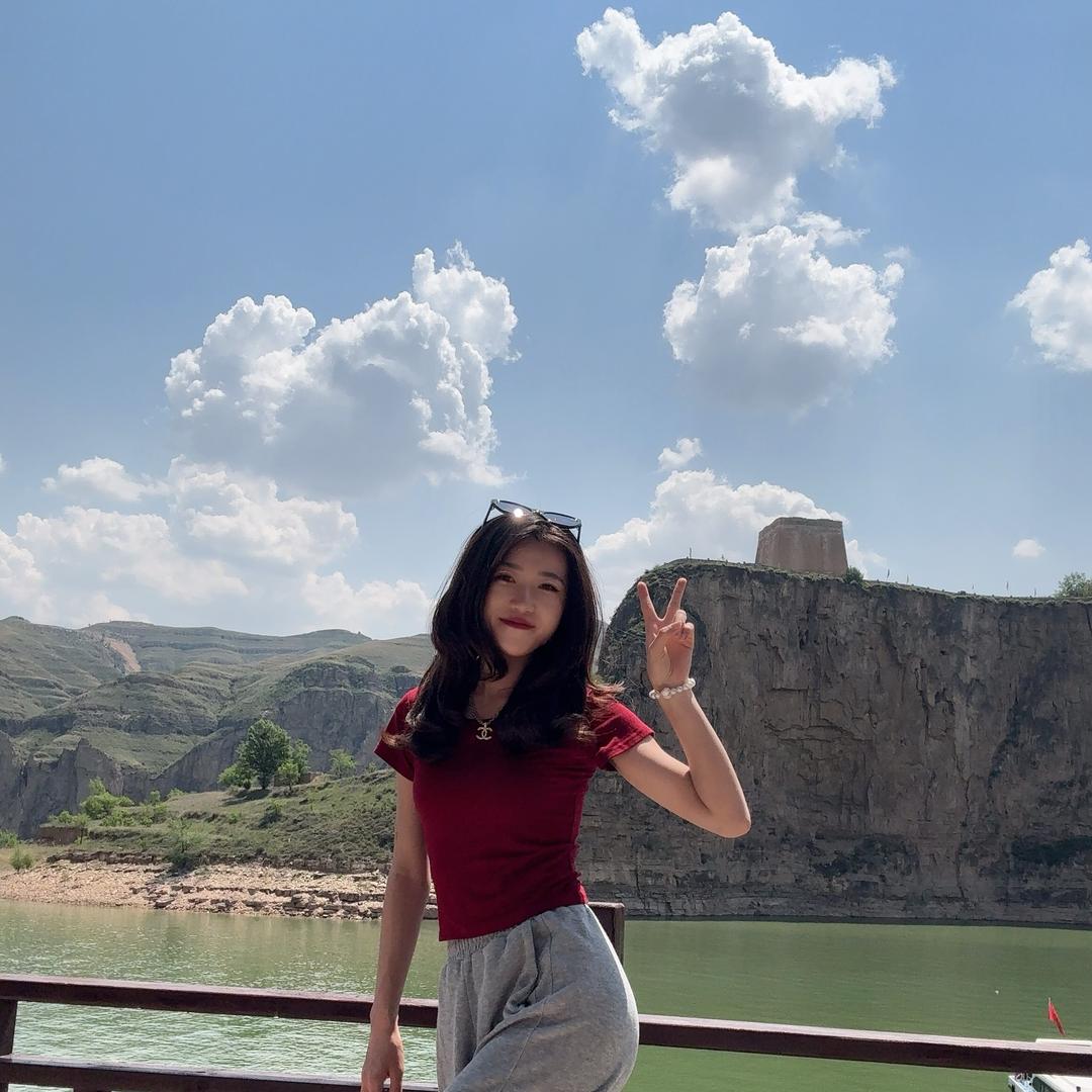 锦鲤妹妹