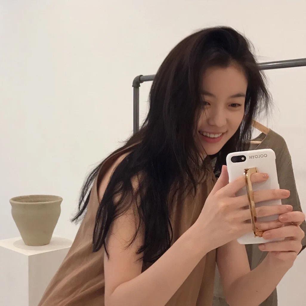 六月是双子