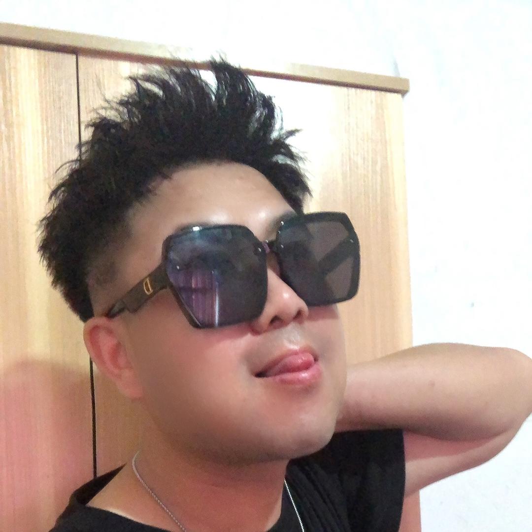 张志君!