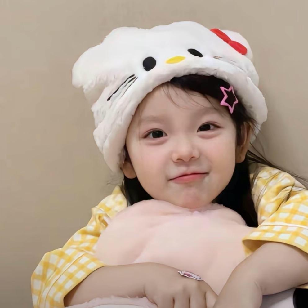 小怡不想长胖💕