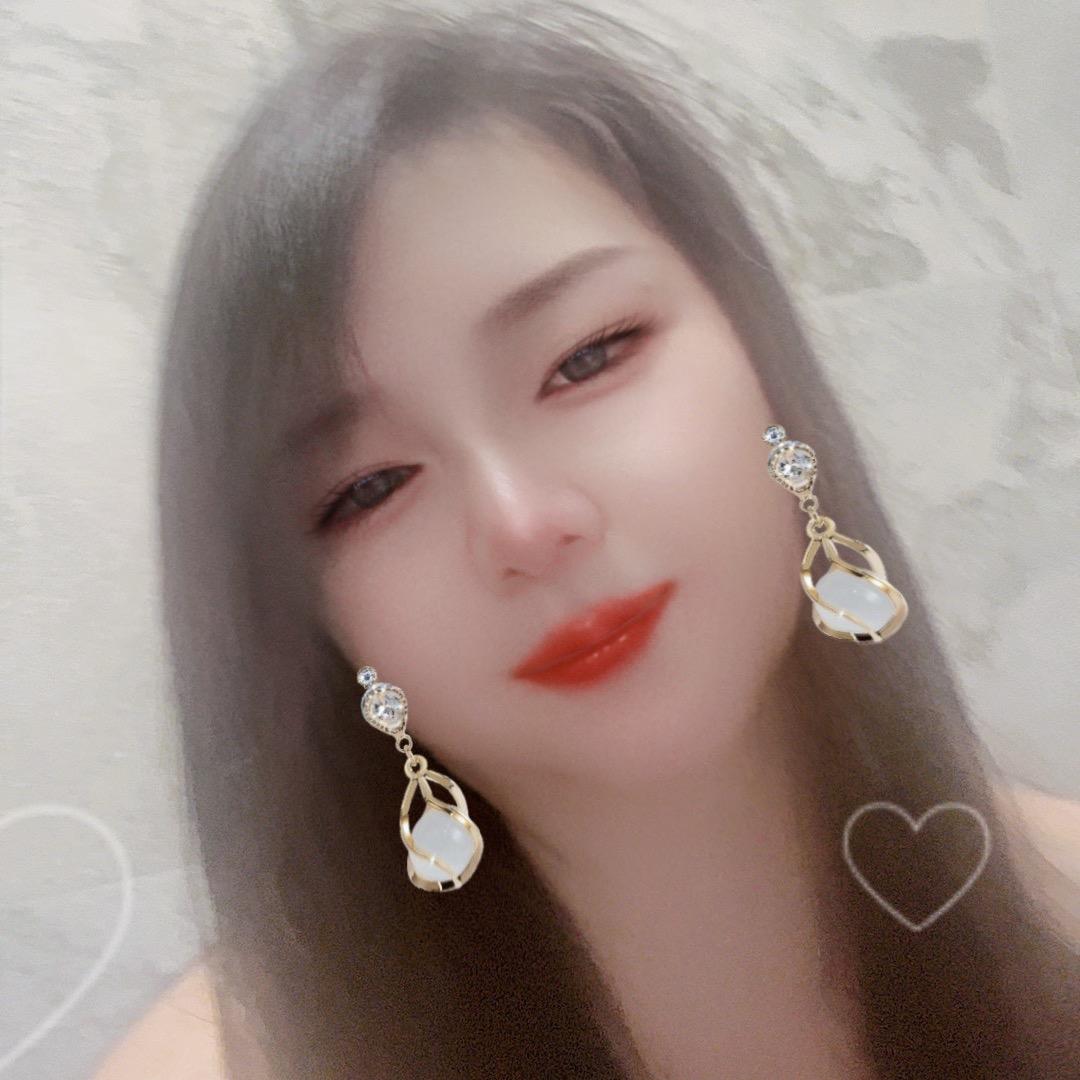 农村妹子。