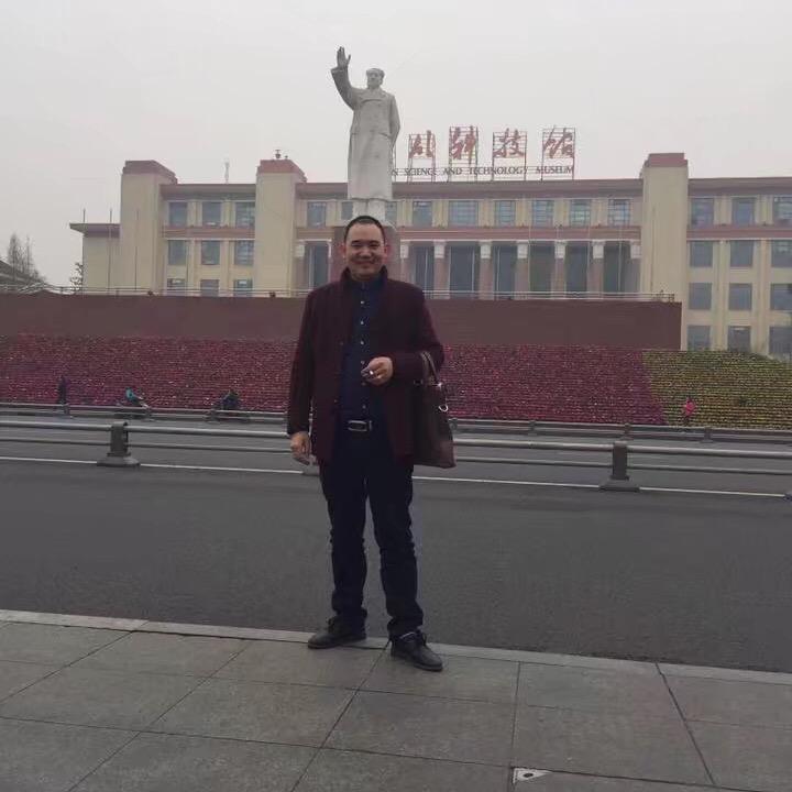 垫江县凯臣服装经营部