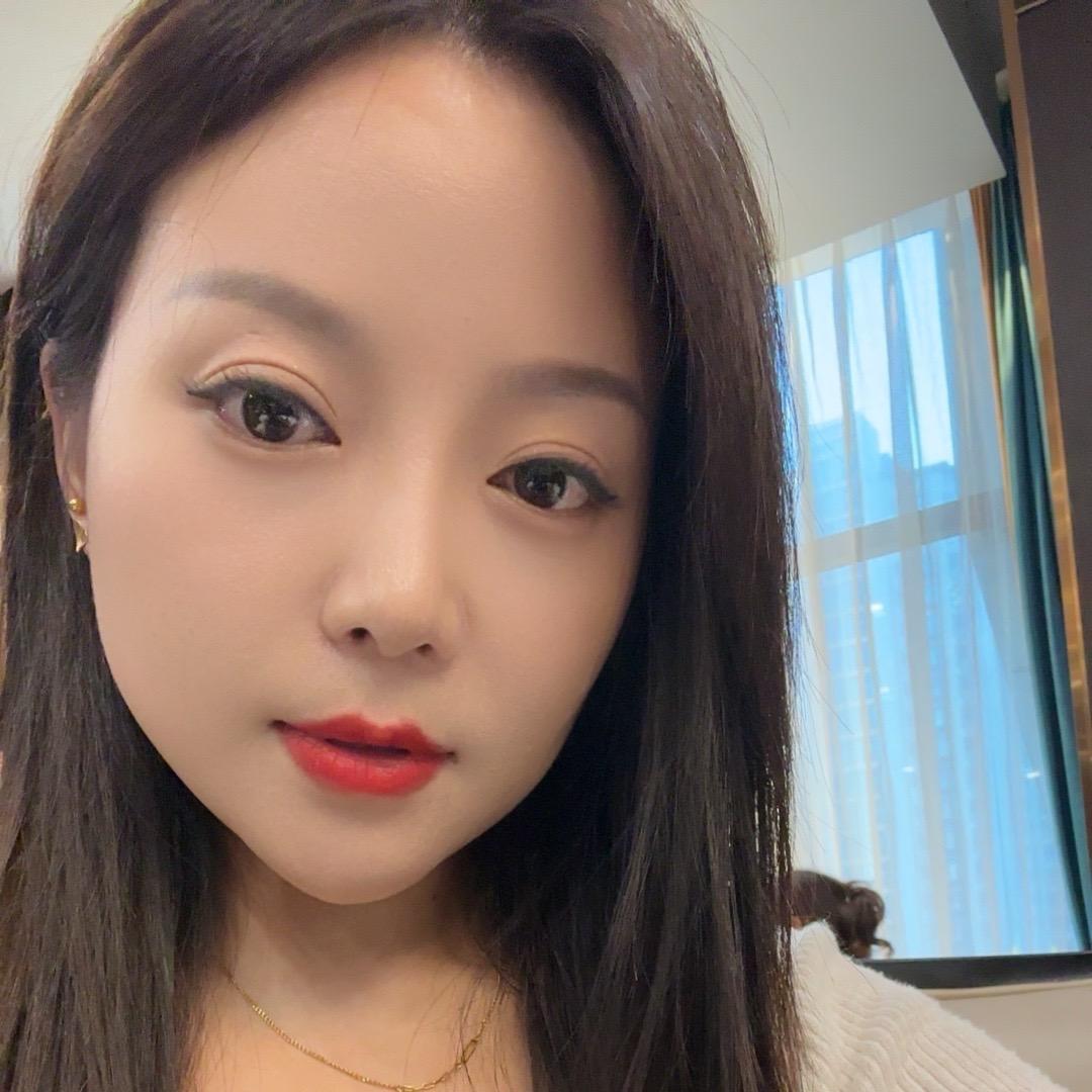 @开婚车的大姐姐🎀🎀