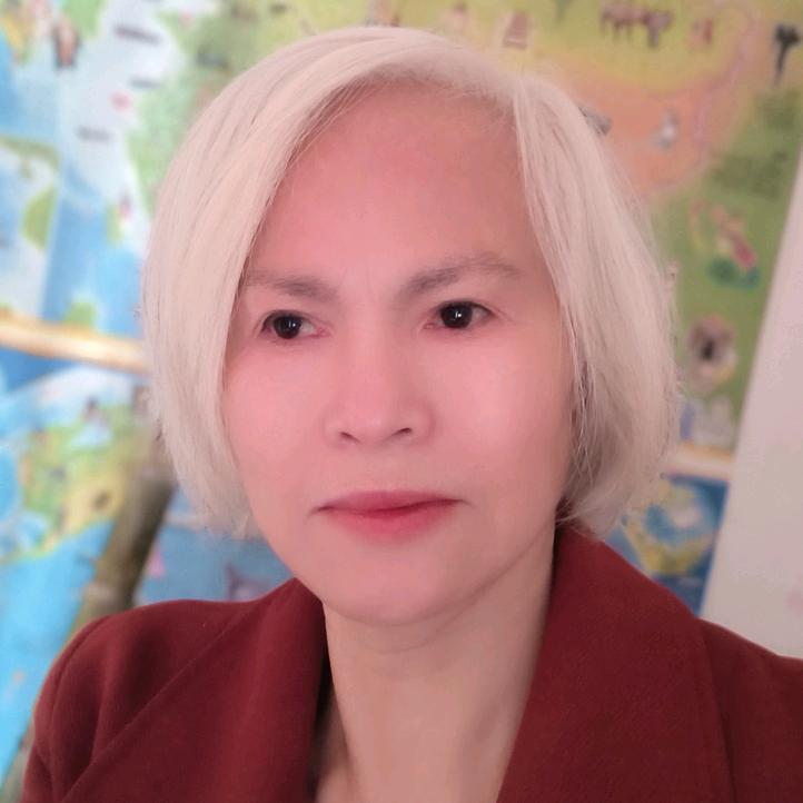 银发奶奶唱回青春