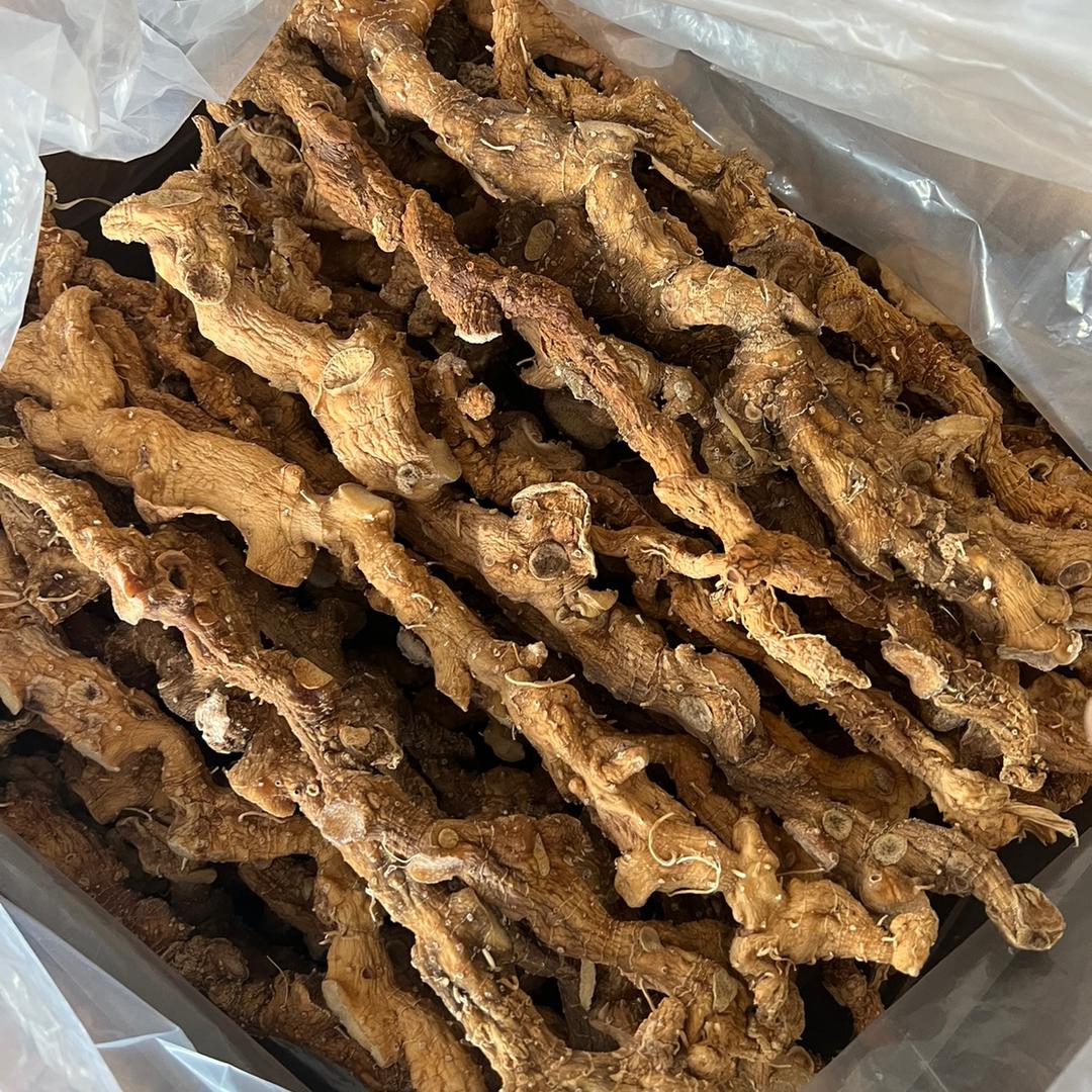 川渝黄精加工厂