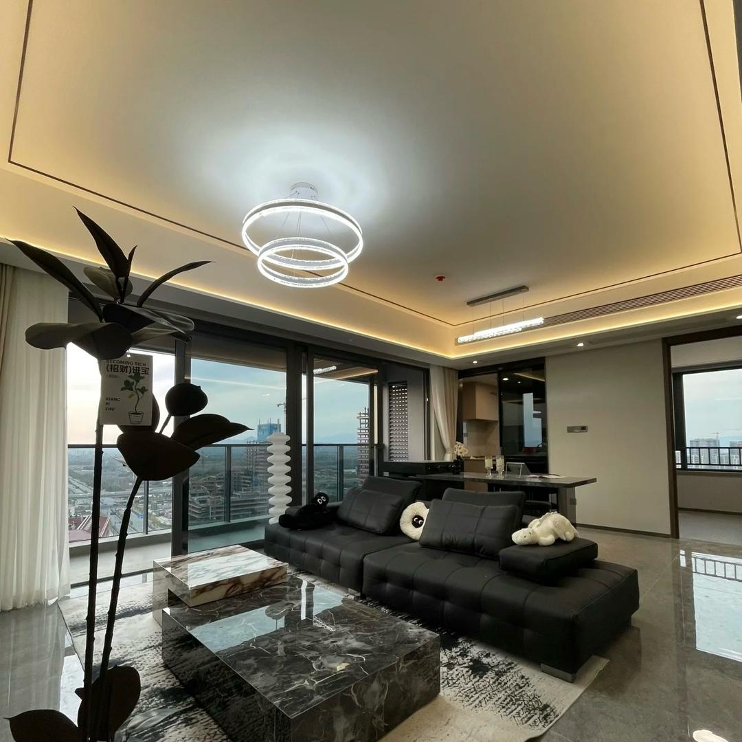 大连租房 赵小胖