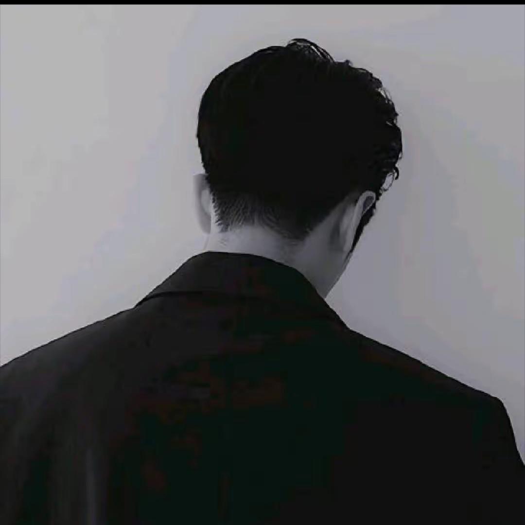 爱与诚.L