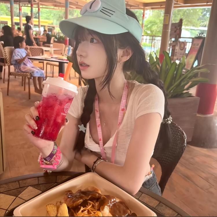 莱茵河畔