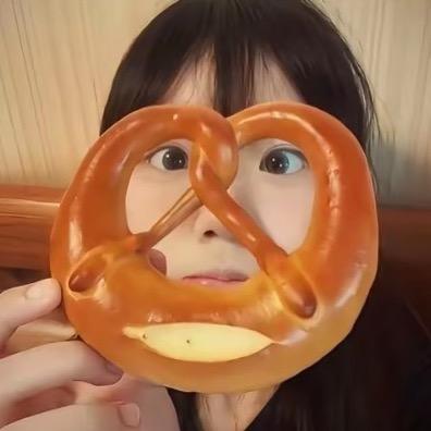 碱水面包配脚皮