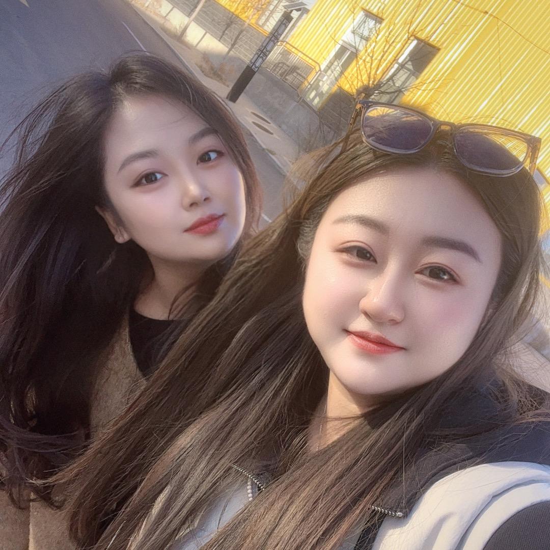 疯癫姐妹👭