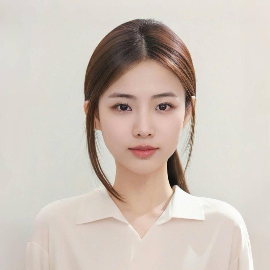 茅台广场置业顾问-小裴