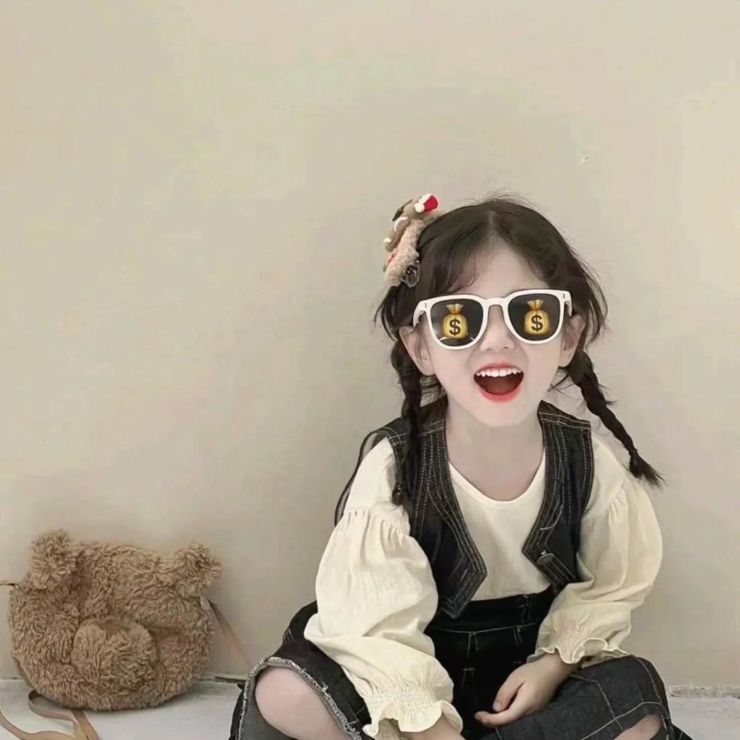 南栀       °