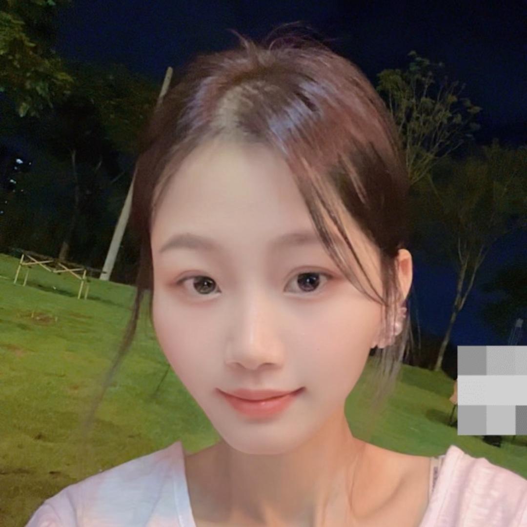小裙的摆摊群