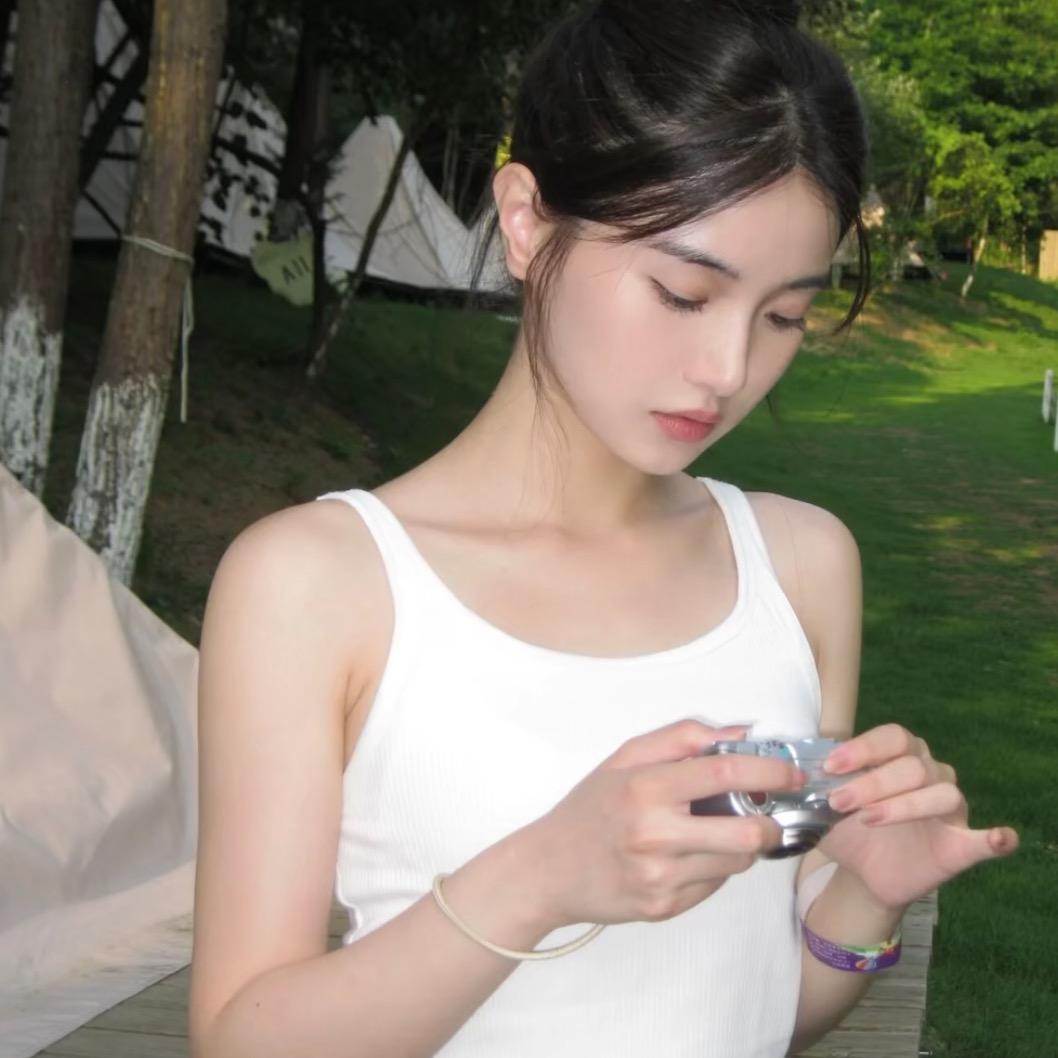 小鱼不吃泡泡🫧