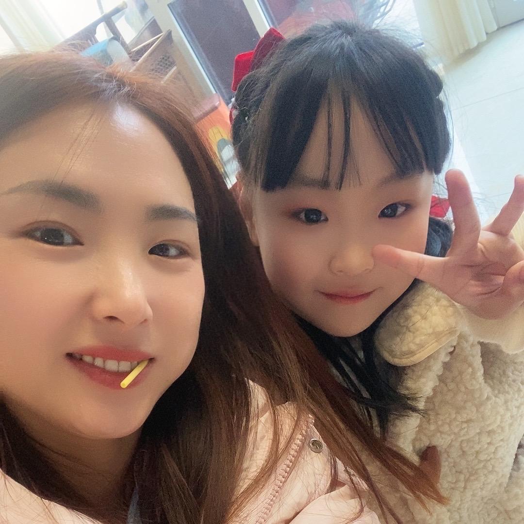 李小妞