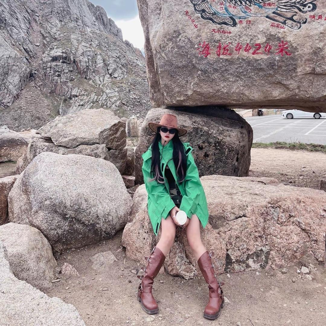 唐小小卡车贸易