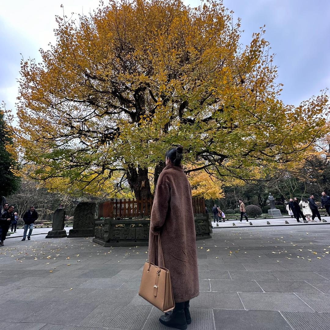 岳十柒 花艺 咖啡 融合餐厅🍴