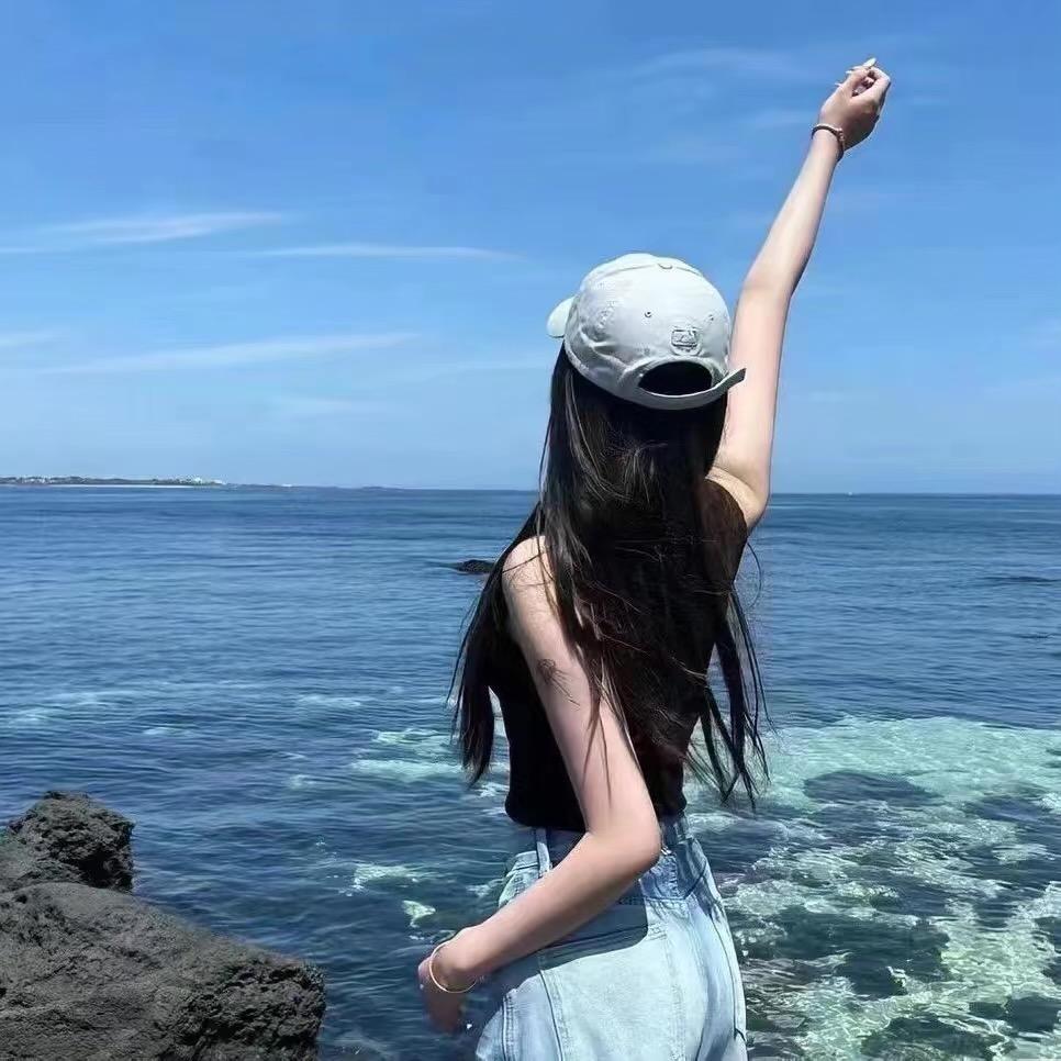 诗芮（穿搭达人）