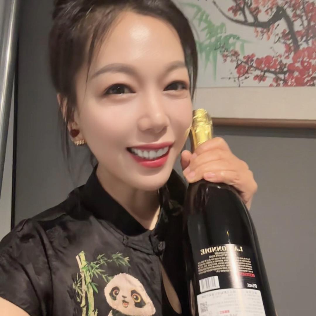 李酒窝甄选