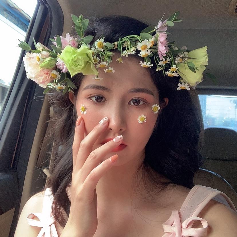 妍妹儿不爱吃香菜.