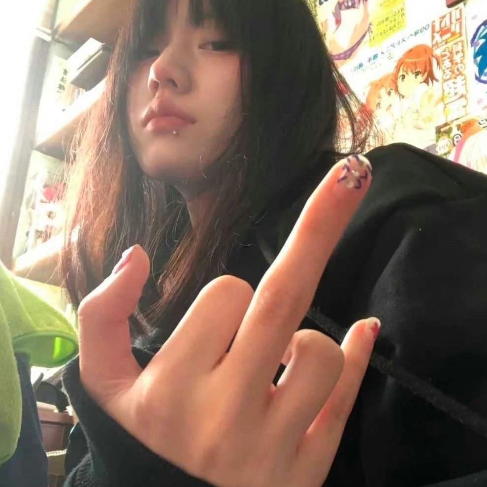 犯困的鱿鱼圈💤