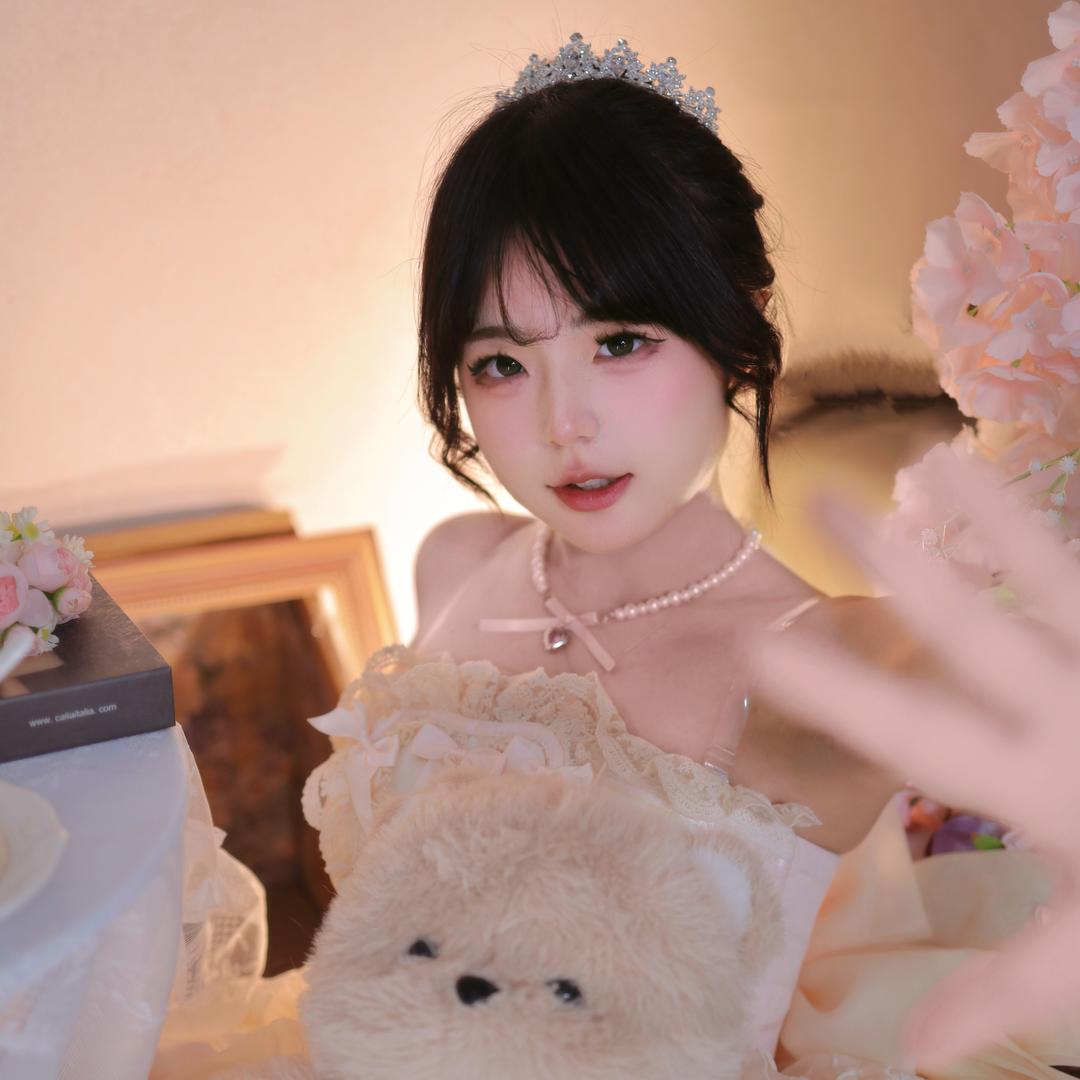 小e饱饱（胡辣汤里不能加甜的