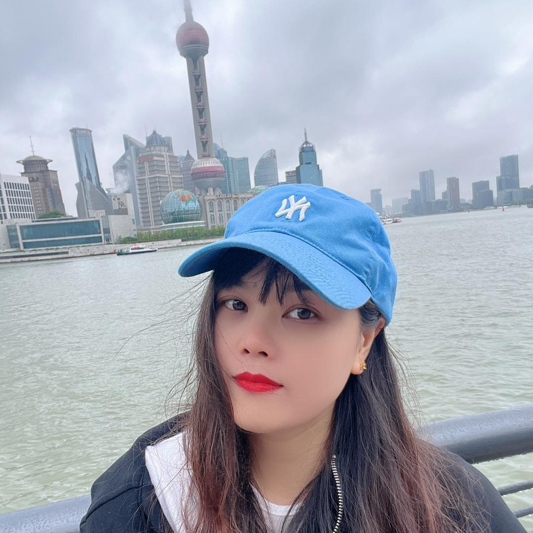 文文，