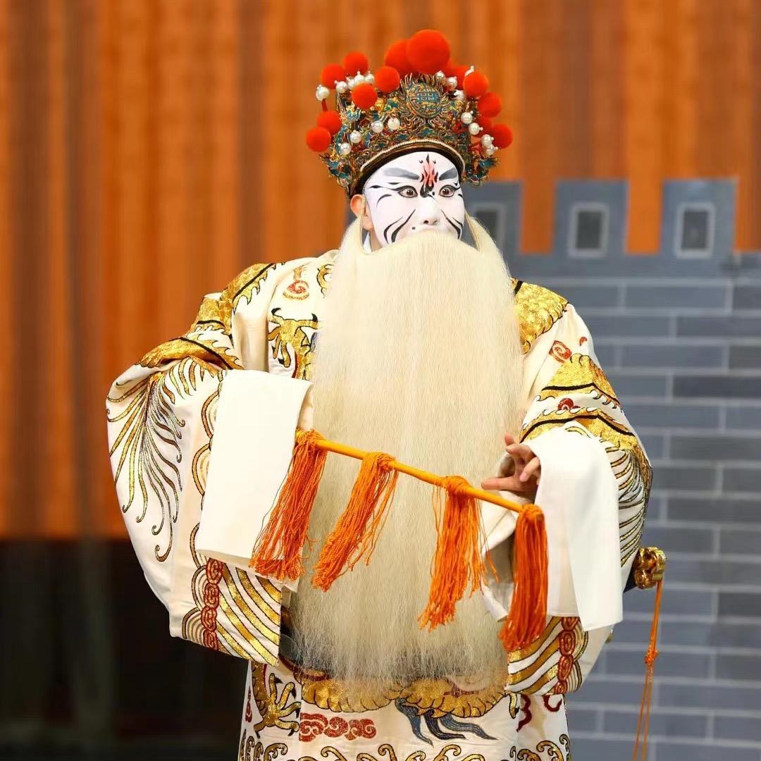 京剧演员~梁茗森