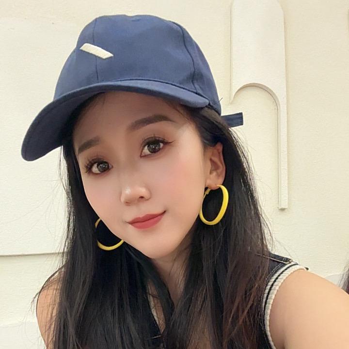 卖牛肉干的小姐姐🧍‍♀️