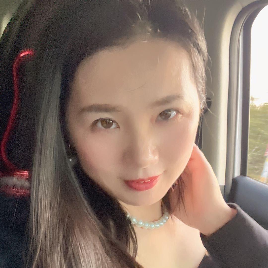 爱Lily