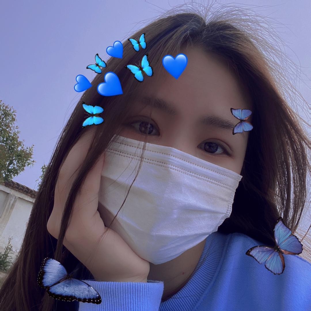 纯白色