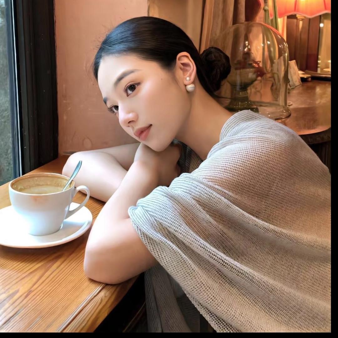 李晚晚穿什么呢