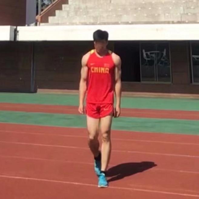 迟到大王