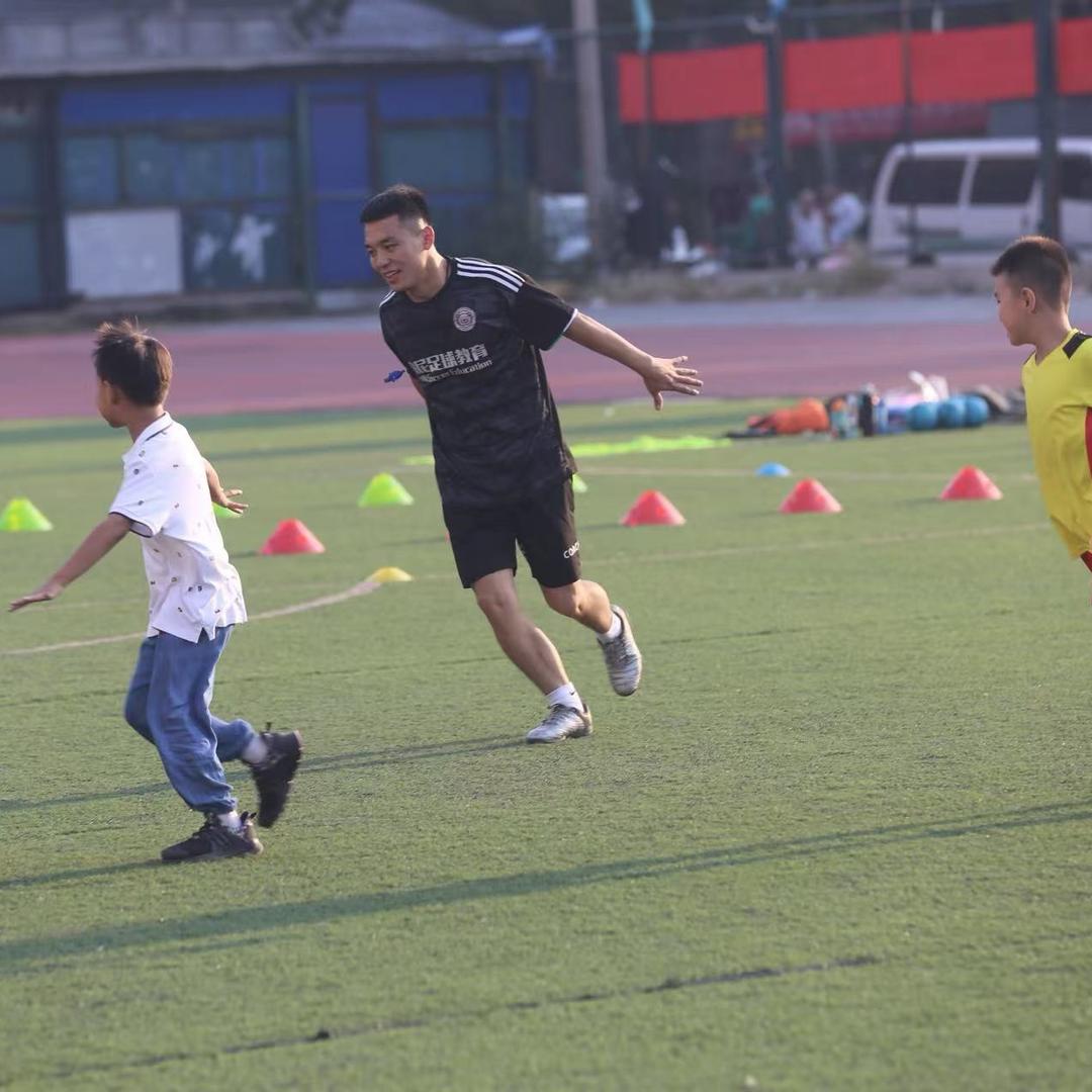 燕郊伯尼冯教练⚽️