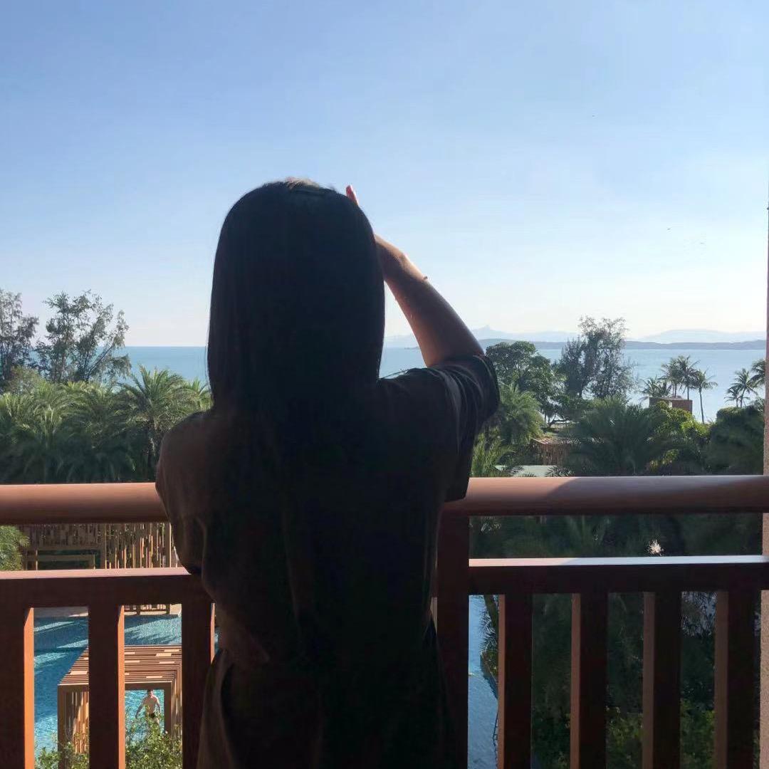 Lucas温妮
